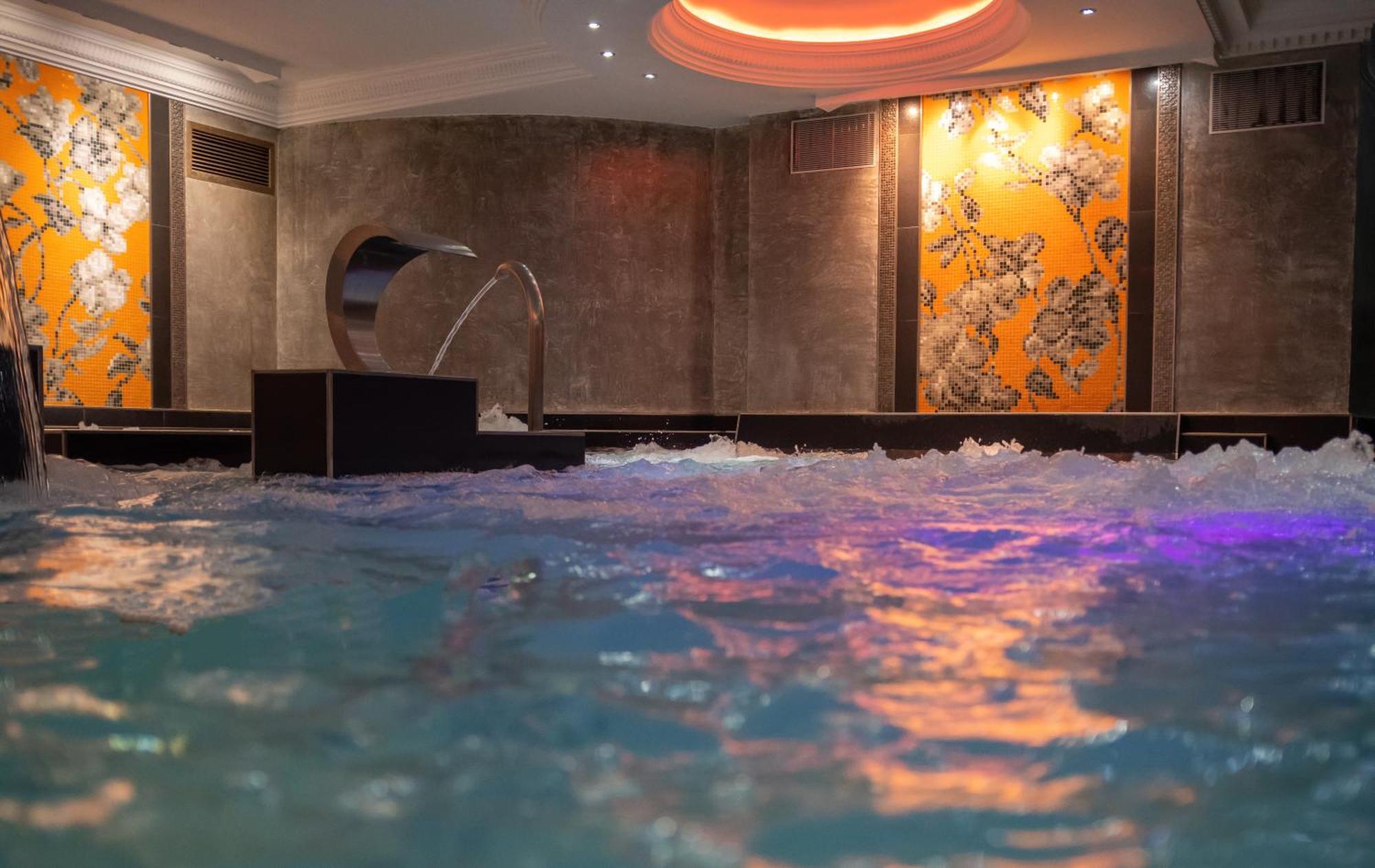 Hotel Princesa Parc Excellence Аринсал Екстериор снимка The spa at The Dorchester