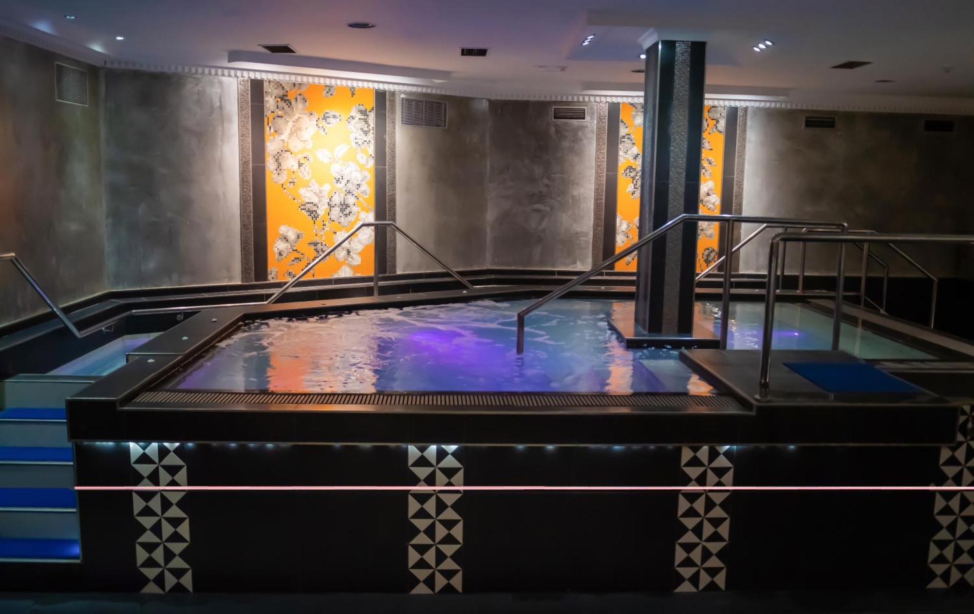 Hotel Princesa Parc Excellence Аринсал Екстериор снимка The spa at the InterContinental