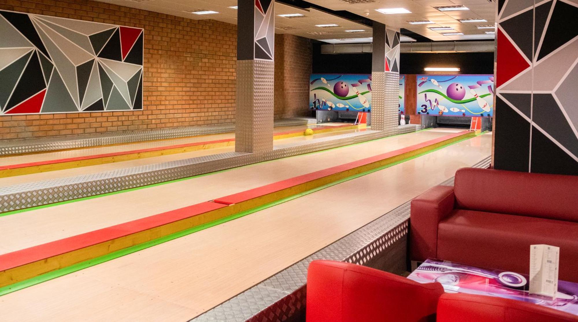 Hotel Princesa Parc Excellence Аринсал Екстериор снимка The Olympic Oval
